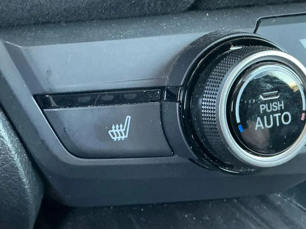 Honda Clarity photo 32