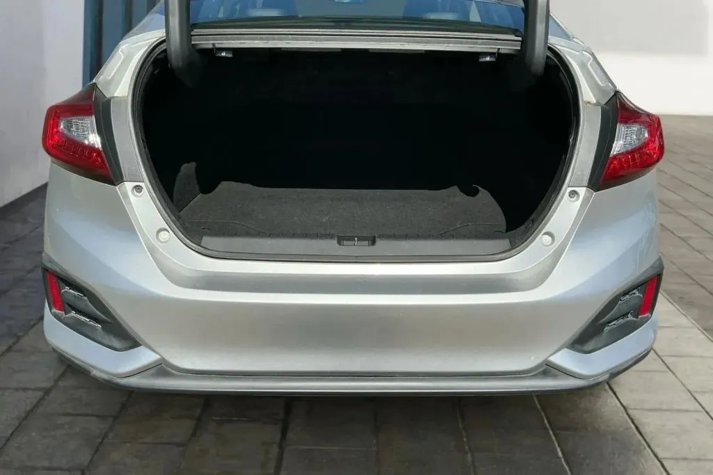 Honda Clarity photo 20