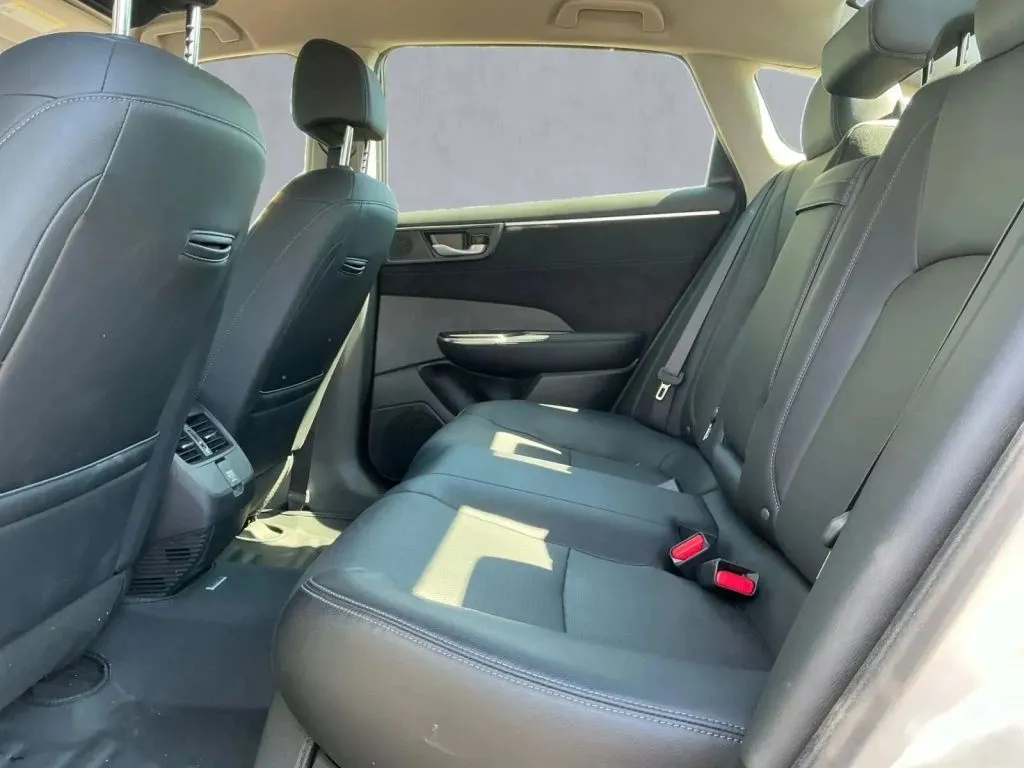 Honda Clarity photo 14