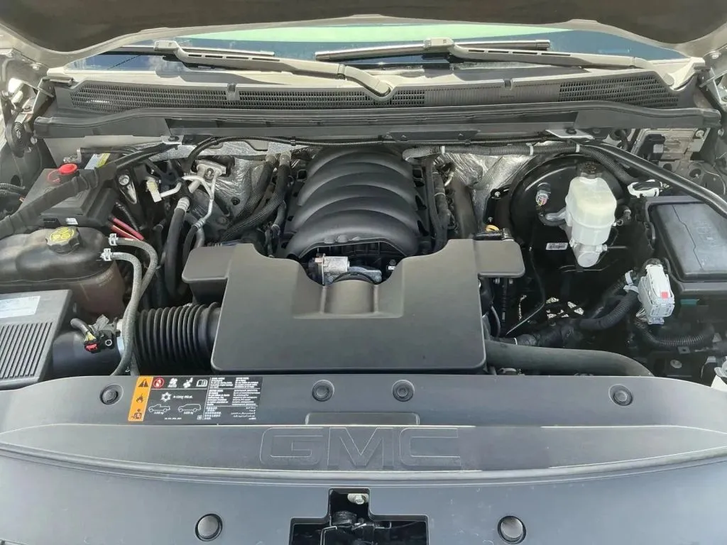 GMC Sierra photo 23
