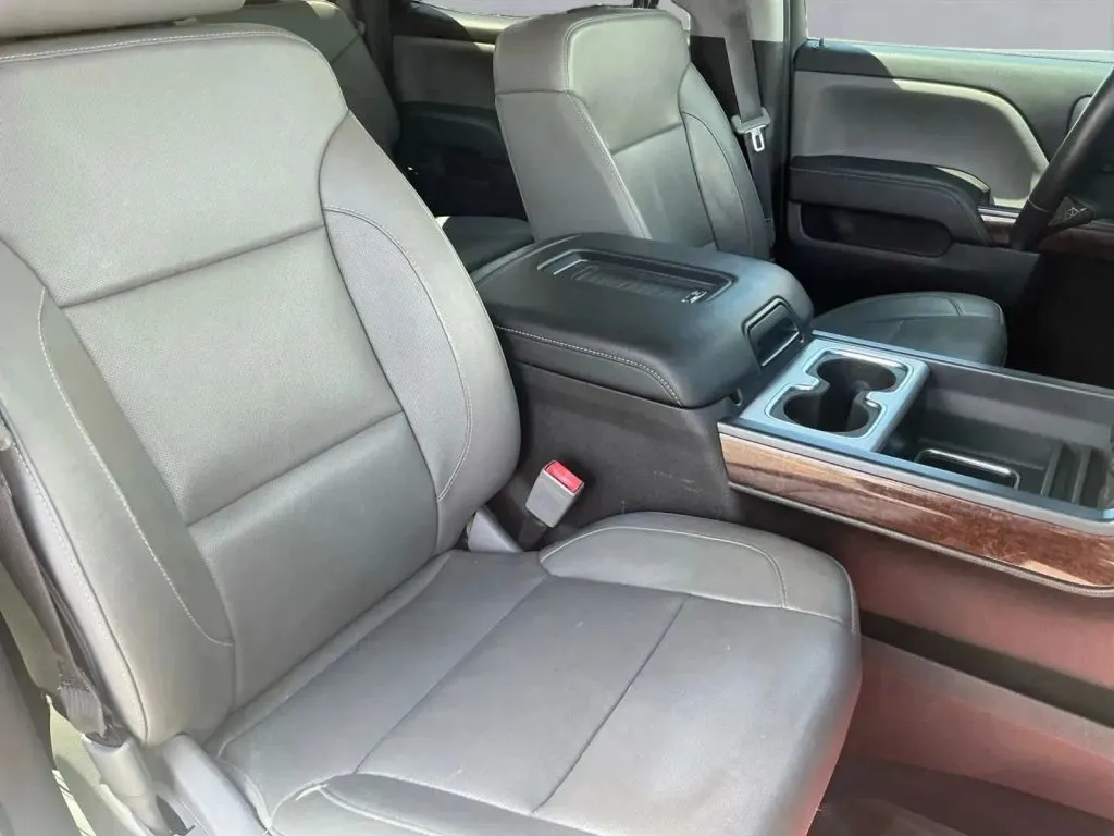 GMC Sierra photo 22