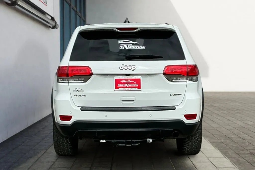 More photos of 2019 Jeep Grand Cherokee Laredo Sport Utility 4D at Drive N-Motion Greeley, CO