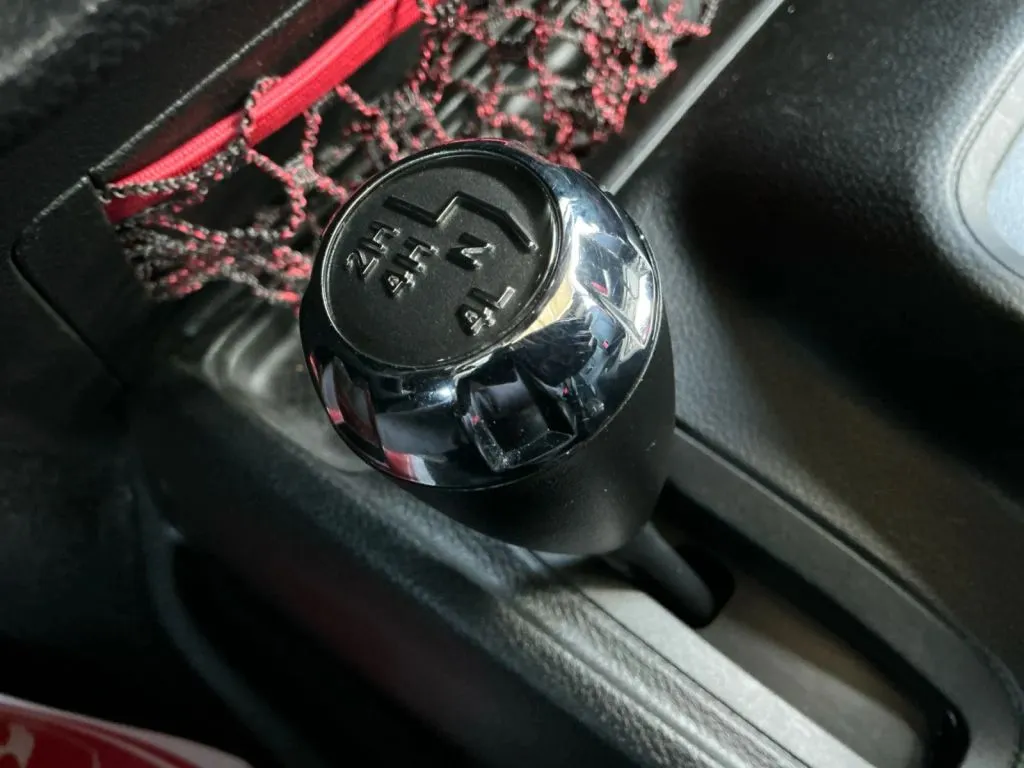 Jeep Wrangler photo 34