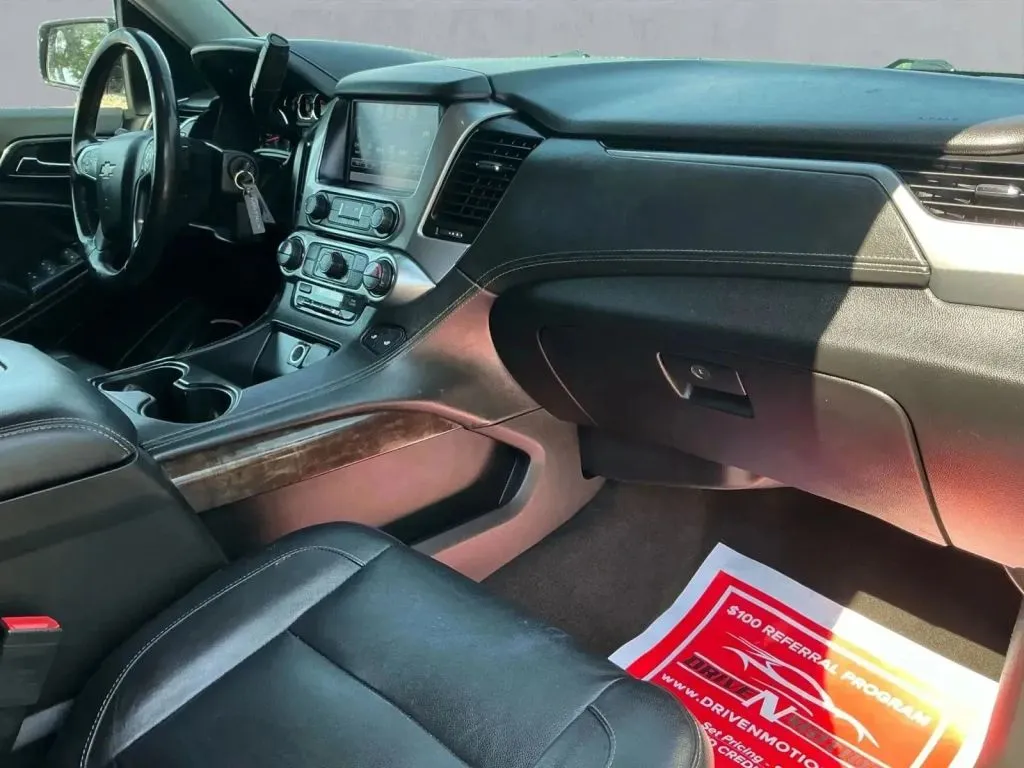 Chevrolet Tahoe photo 21