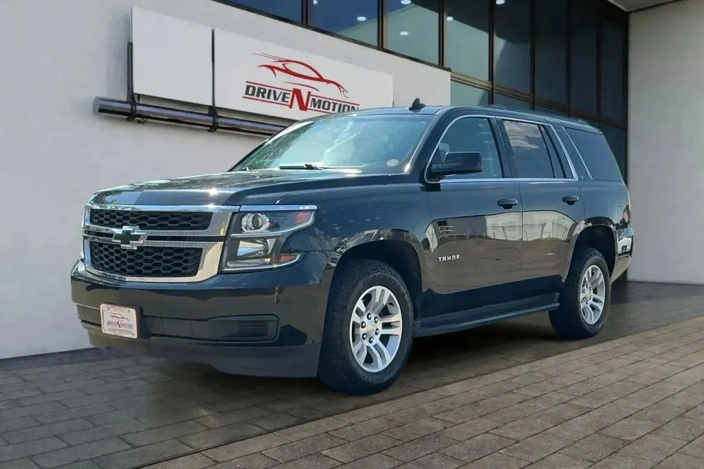 Chevrolet Tahoe photo 7