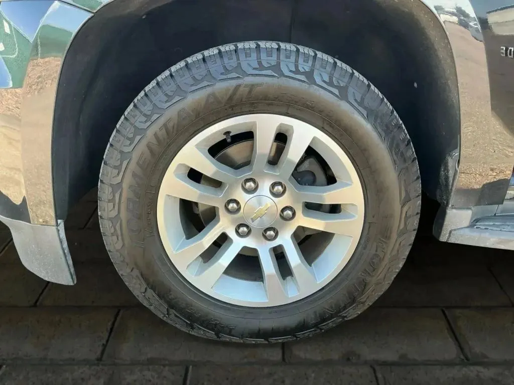 Chevrolet Tahoe photo 25