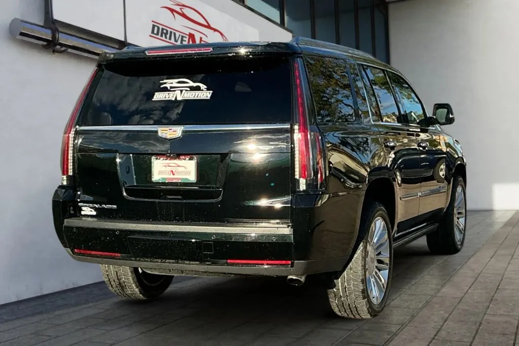 More photos of 2017 Cadillac Escalade Platinum Sport Utility 4D at Drive N-Motion Greeley, CO