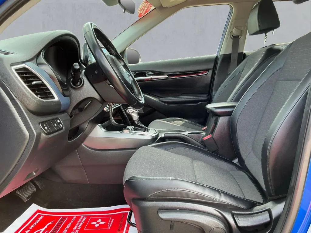 Kia Seltos photo 12