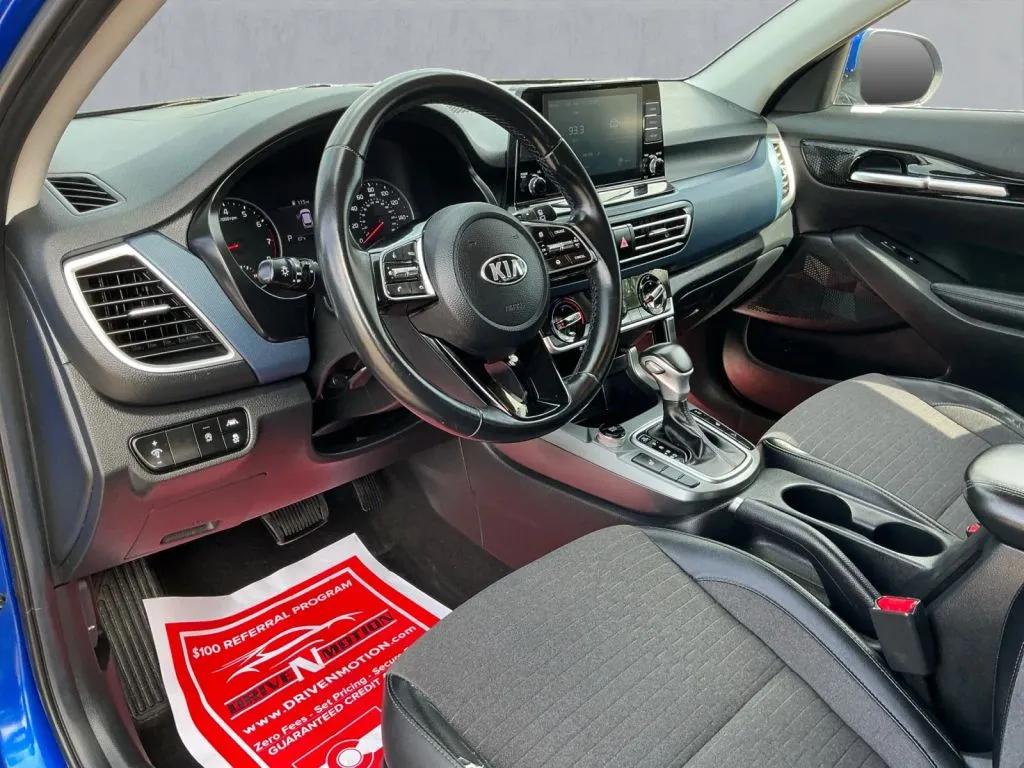Kia Seltos photo 13