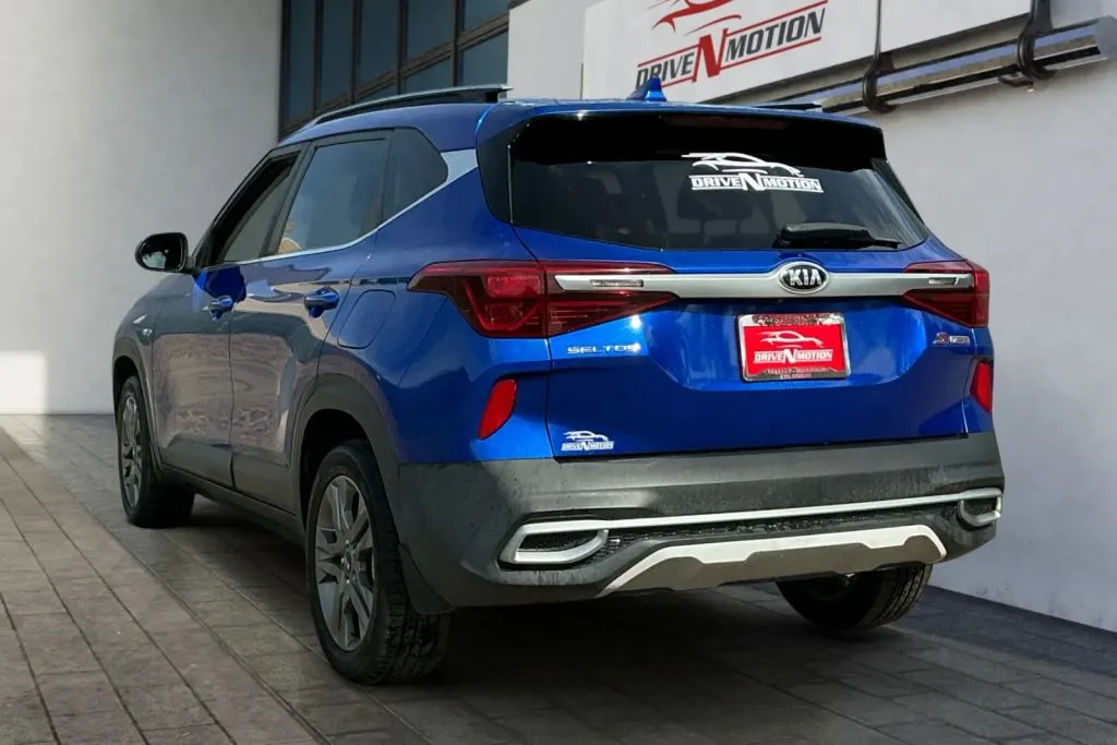 Kia Seltos photo 6