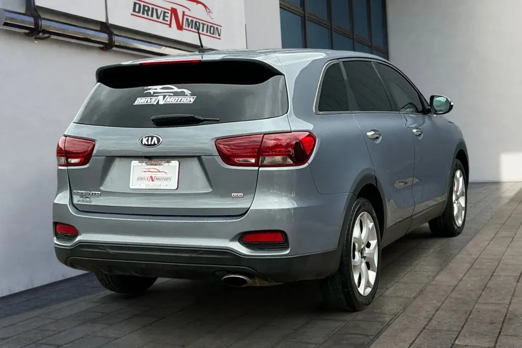 More photos of 2019 Kia Sorento L Sport Utility 4D at Drive N-Motion Greeley, CO