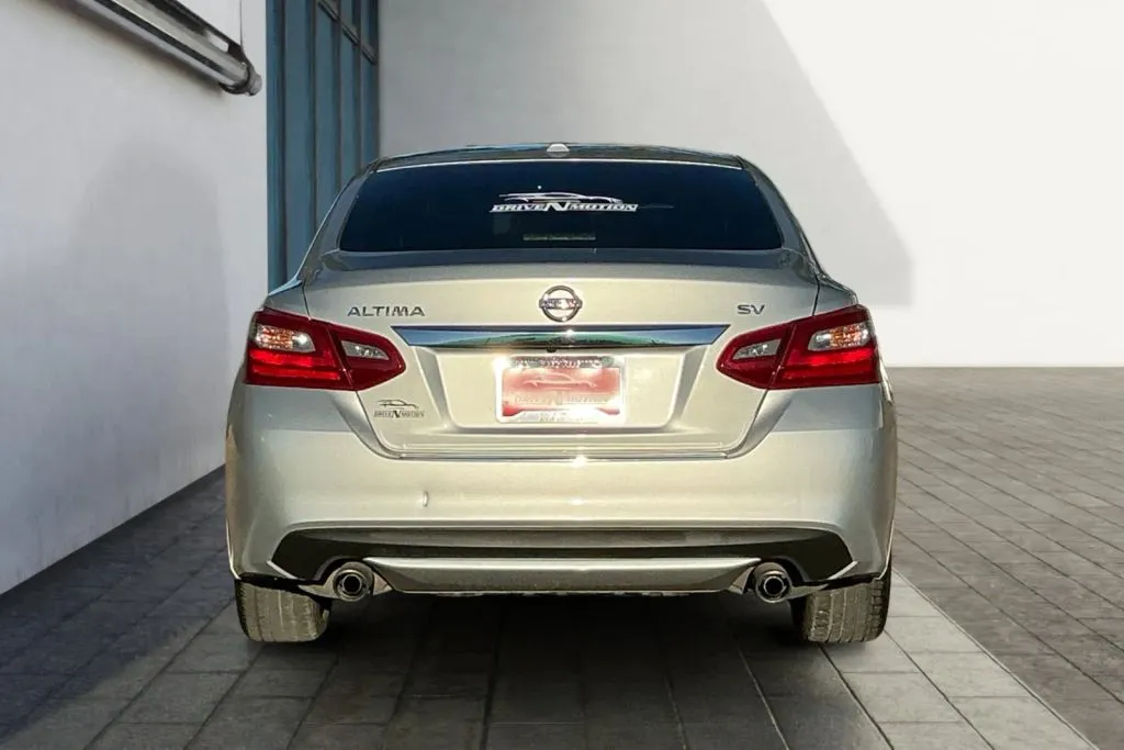 More photos of 2018 Nissan Altima 2.5 SV Sedan 4D at Drive N-Motion Greeley, CO