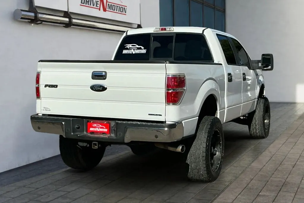 More photos of 2011 Ford F-150 SuperCrew Cab XLT Pickup 4D 5 1/2 ft at Drive N-Motion Greeley, CO