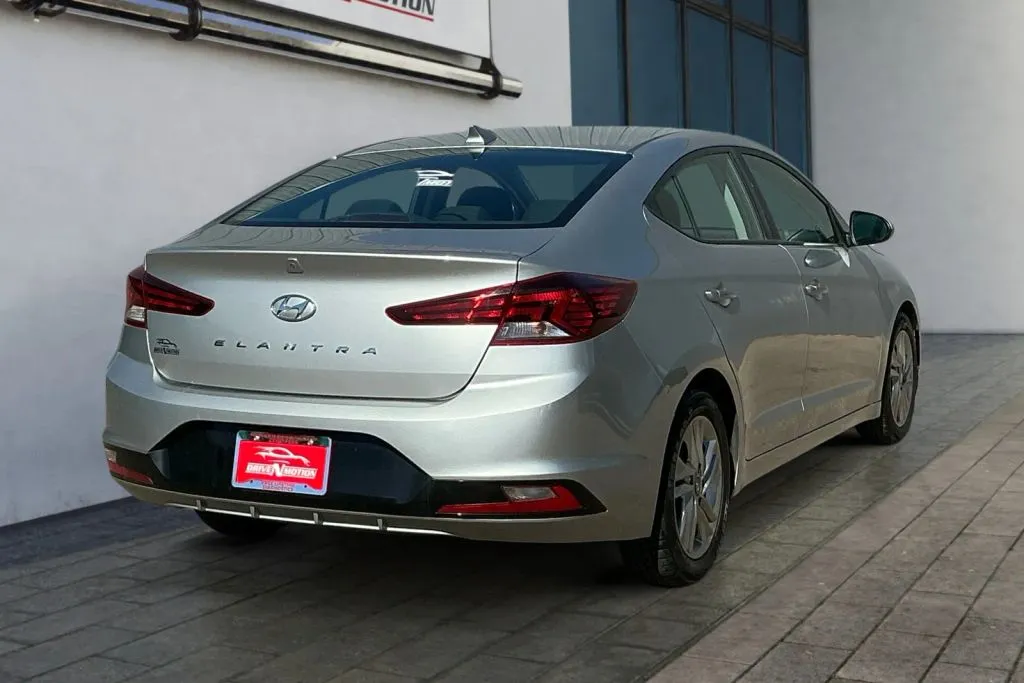 More photos of 2020 Hyundai Elantra SEL Sedan 4D at Drive N-Motion Greeley, CO