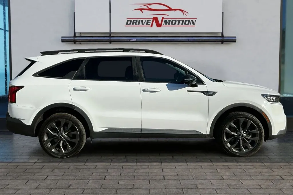 Another view of 2022 Kia Sorento X-Line SX-Prestige Sport Utility 4D for sale in Greeley, CO at Drive N-Motion Greeley