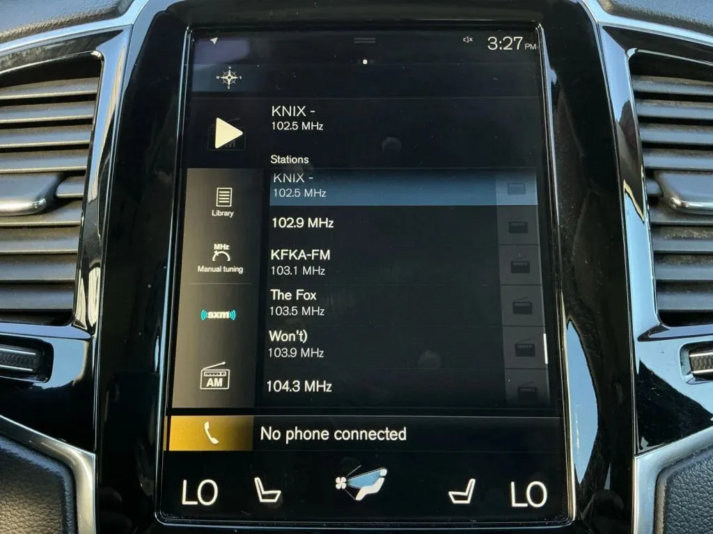 Volvo XC90 photo 30