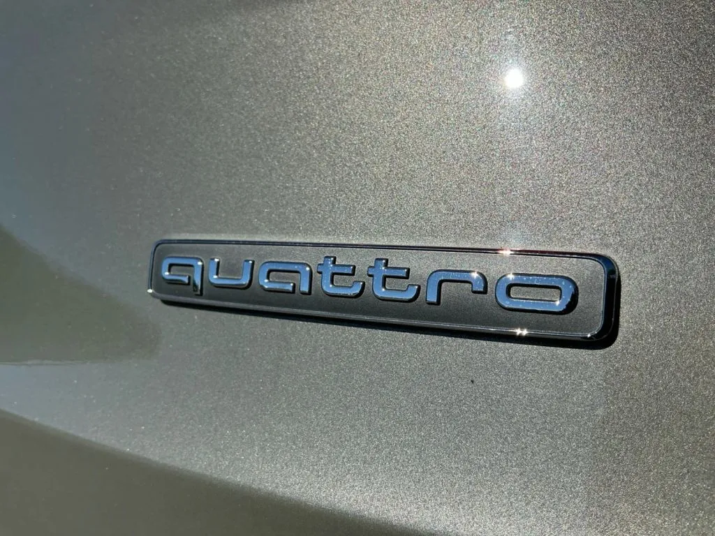 Audi Q3 photo 18