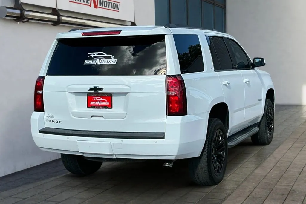More photos of 2017 Chevrolet Tahoe LT Sport Utility 4D at Drive N-Motion Greeley, CO