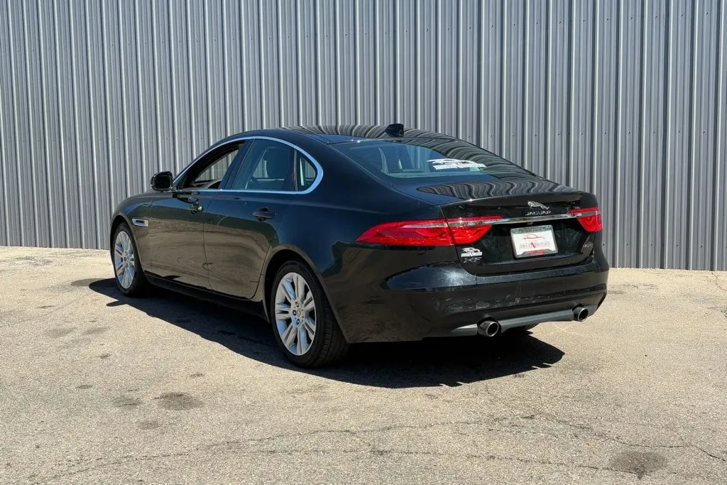 More photos of 2016 Jaguar XF 3.5t Premium Sedan 4D at Drive N-Motion Greeley, CO