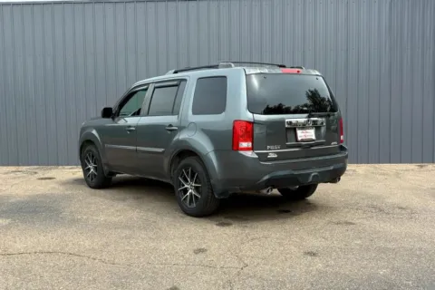 More photos of 2012 Honda Pilot EX-L Sport Utility 4D at Drive N-Motion Greeley, CO