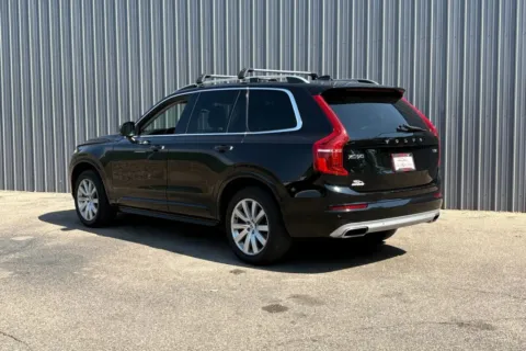 More photos of 2016 Volvo XC90 T6 Momentum Sport Utility 4D at Drive N-Motion Greeley, CO