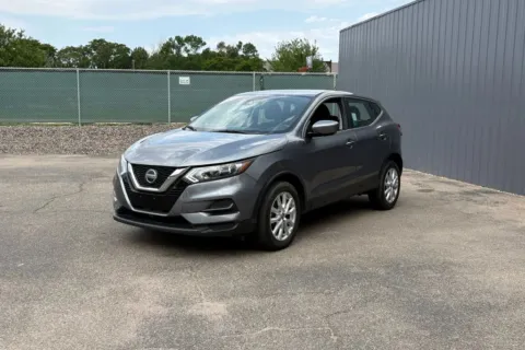 More photos of 2021 Nissan Rogue Sport S Sport Utility 4D at Drive N-Motion Greeley, CO