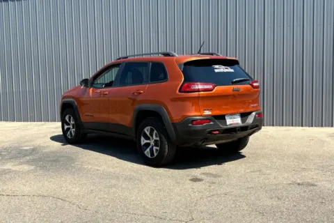 More photos of 2015 Jeep Cherokee TrailHawk Sport Utility 4D at Drive N-Motion Greeley, CO