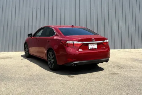 More photos of 2015 Lexus ES 350 Sedan 4D at Drive N-Motion Greeley, CO