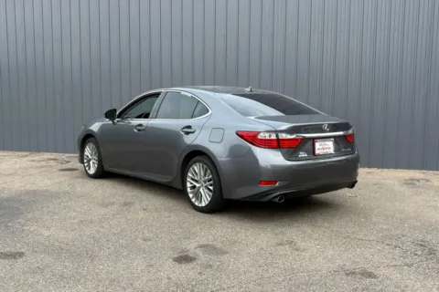 More photos of 2013 Lexus ES 350 Sedan 4D at Drive N-Motion Greeley, CO