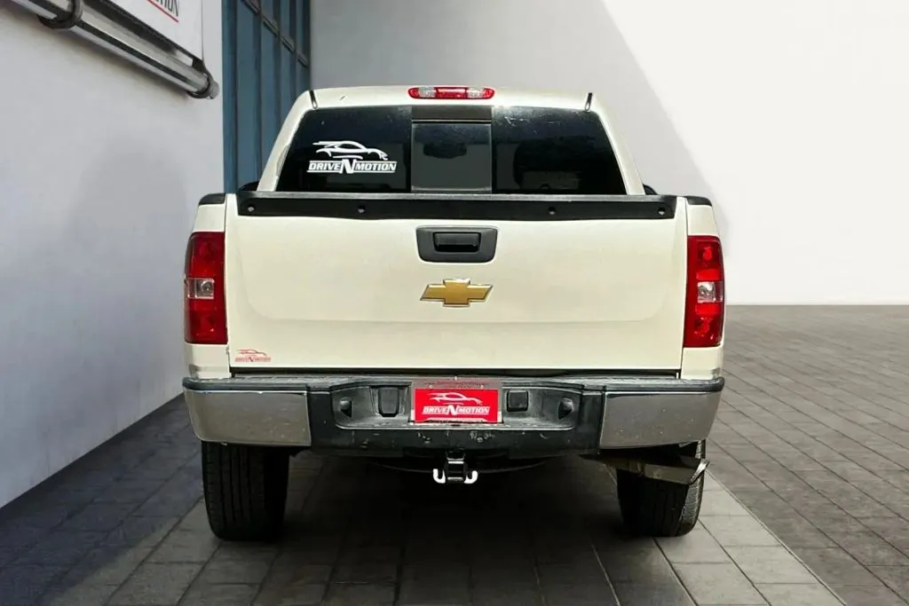 More photos of 2013 Chevrolet Silverado 1500 Crew Cab LTZ Pickup 4D 5 3/4 ft at Drive N-Motion Greeley, CO