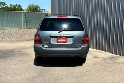 More photos of 2006 Toyota Highlander Sport SUV 4D at Drive N-Motion Greeley, CO