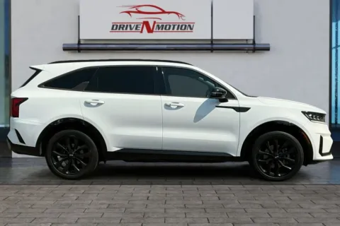 More photos of 2021 Kia Sorento SX Sport Utility 4D at Drive N-Motion Greeley, CO