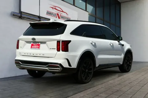 More photos of 2021 Kia Sorento SX Sport Utility 4D at Drive N-Motion Greeley, CO