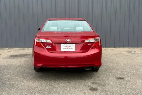 More photos of 2014 Toyota Camry LE Sedan 4D at Drive N-Motion Greeley, CO