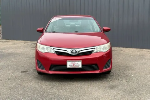More photos of 2014 Toyota Camry LE Sedan 4D at Drive N-Motion Greeley, CO