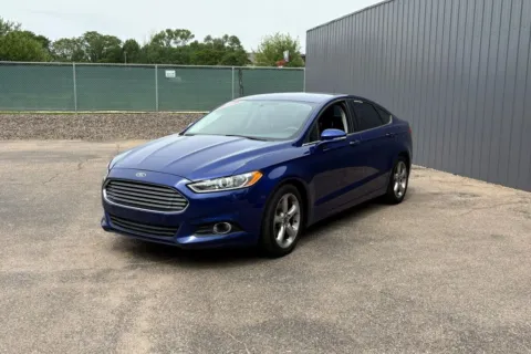 More photos of 2014 Ford Fusion SE Sedan 4D at Drive N-Motion Greeley, CO