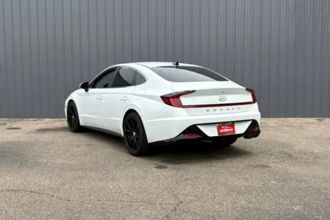 More photos of 2020 Hyundai Sonata SEL Sedan 4D at Drive N-Motion Greeley, CO