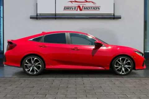 Another view of 2018 Honda Civic Si Sedan 4D for sale in Greeley, CO at Drive N-Motion Greeley