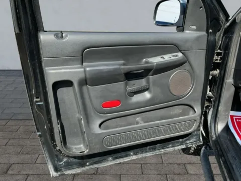 More photos of 2004 Dodge Ram 1500 Regular Cab SLT Pickup 2D 6 1/4 ft at Drive N-Motion Greeley, CO