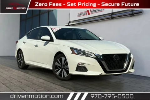 White 2021 Nissan Altima 2.5 SV Sedan 4D for sale in Greeley, CO