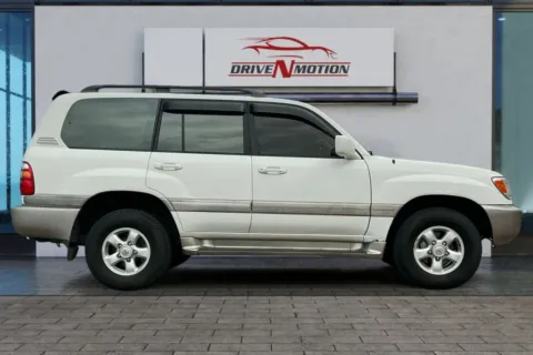 Photos of 2000 Toyota Land Cruiser Sport Utility 4D for sale in Greeley, CO at Drive N-Motion Greeley