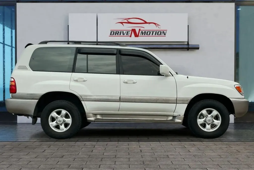 Photos of 2000 Toyota Land Cruiser Sport Utility 4D for sale in Greeley, CO at Drive N-Motion Greeley