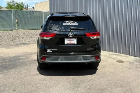 More photos of 2019 Toyota Highlander LE Sport Utility 4D at Drive N-Motion Greeley, CO