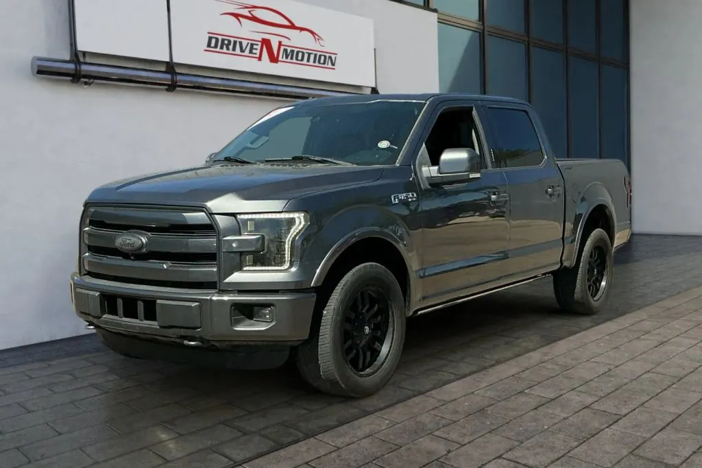 More photos of 2016 Ford F-150 SuperCrew Cab Lariat Pickup 4D 5 1/2 ft at Drive N-Motion Greeley, CO