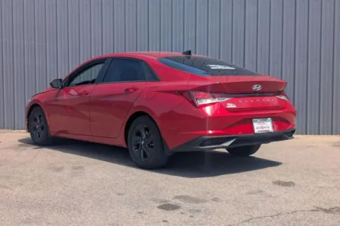 More photos of 2022 Hyundai Elantra SEL Sedan 4D at Drive N-Motion Greeley, CO