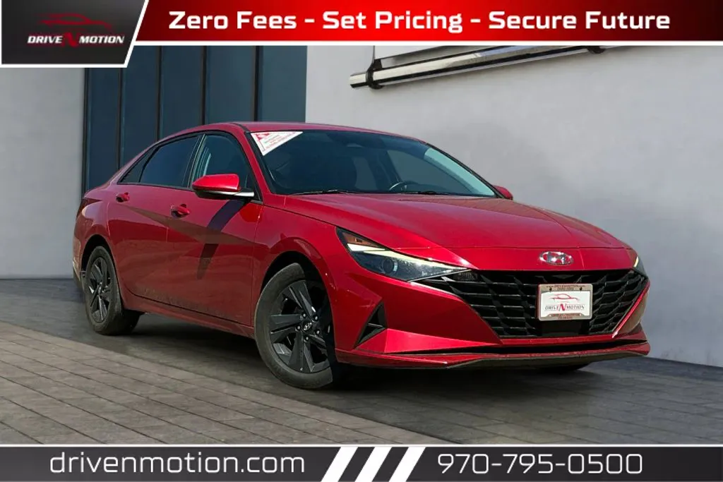 Red 2022 Hyundai Elantra SEL Sedan 4D for sale in Greeley, CO