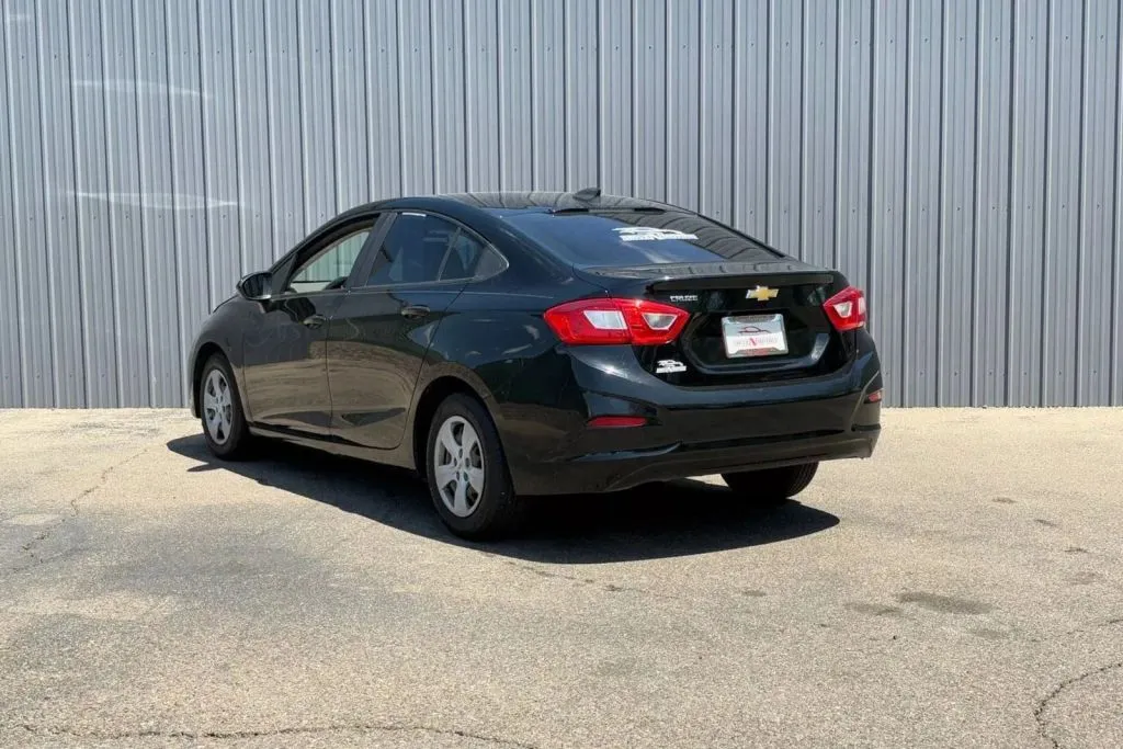 More photos of 2017 Chevrolet Cruze LS Sedan 4D at Drive N-Motion Greeley, CO