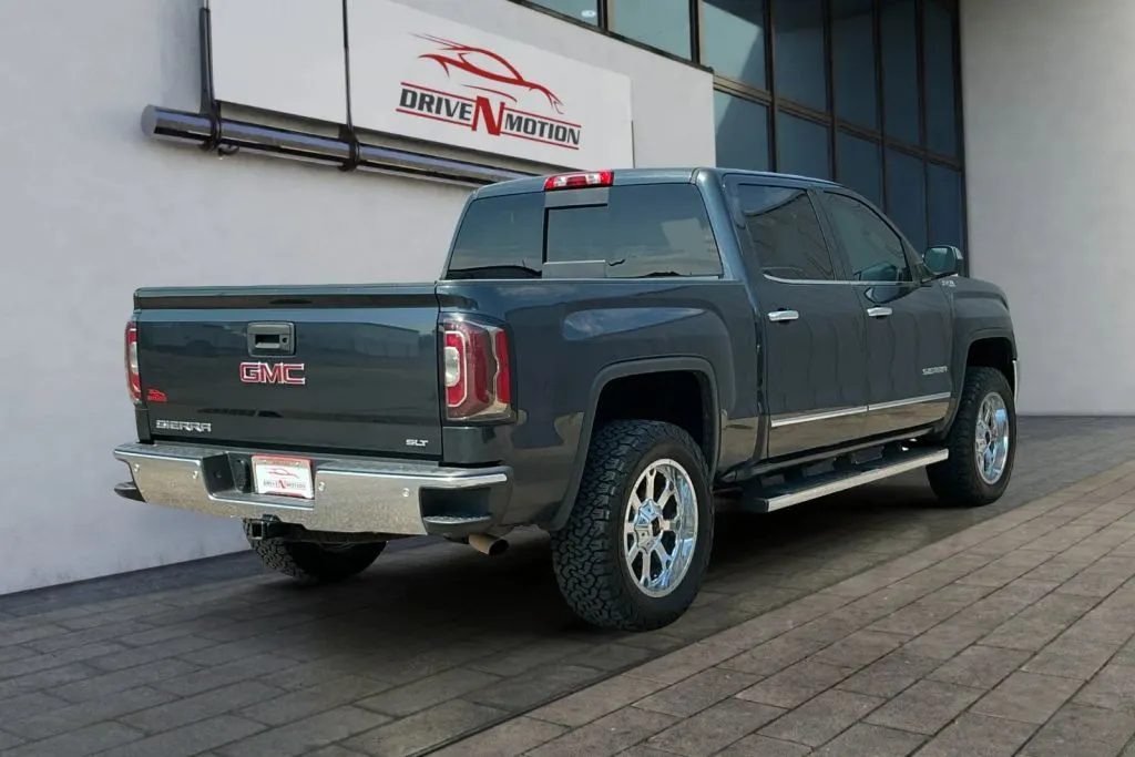 More photos of 2018 GMC Sierra 1500 Crew Cab SLT Pickup 4D 5 3/4 ft at Drive N-Motion Greeley, CO