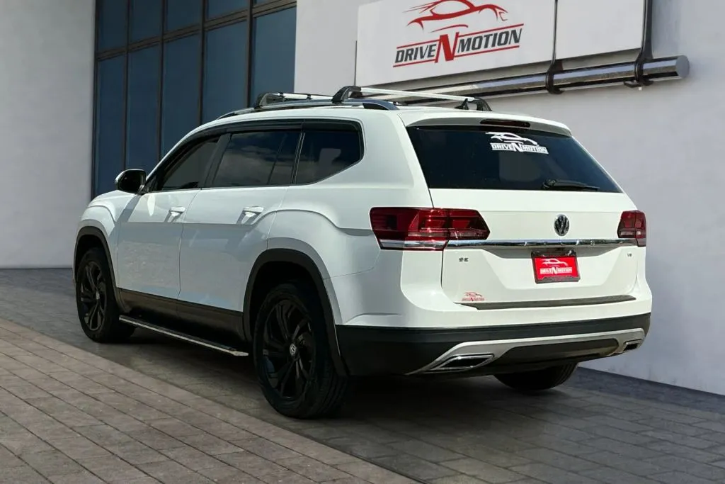 More photos of 2019 Volkswagen Atlas SE w/Tech Pkg Sport Utility 4D at Drive N-Motion Greeley, CO