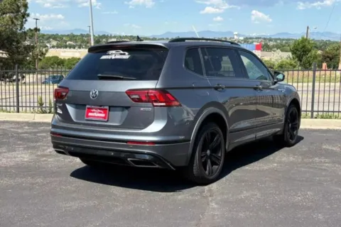 Another view of 2019 Volkswagen Tiguan 2.0T SEL R-Line Jet-Black 4Motion Sport Utility 4D for sale in Greeley, CO at Drive N-Motion Greeley